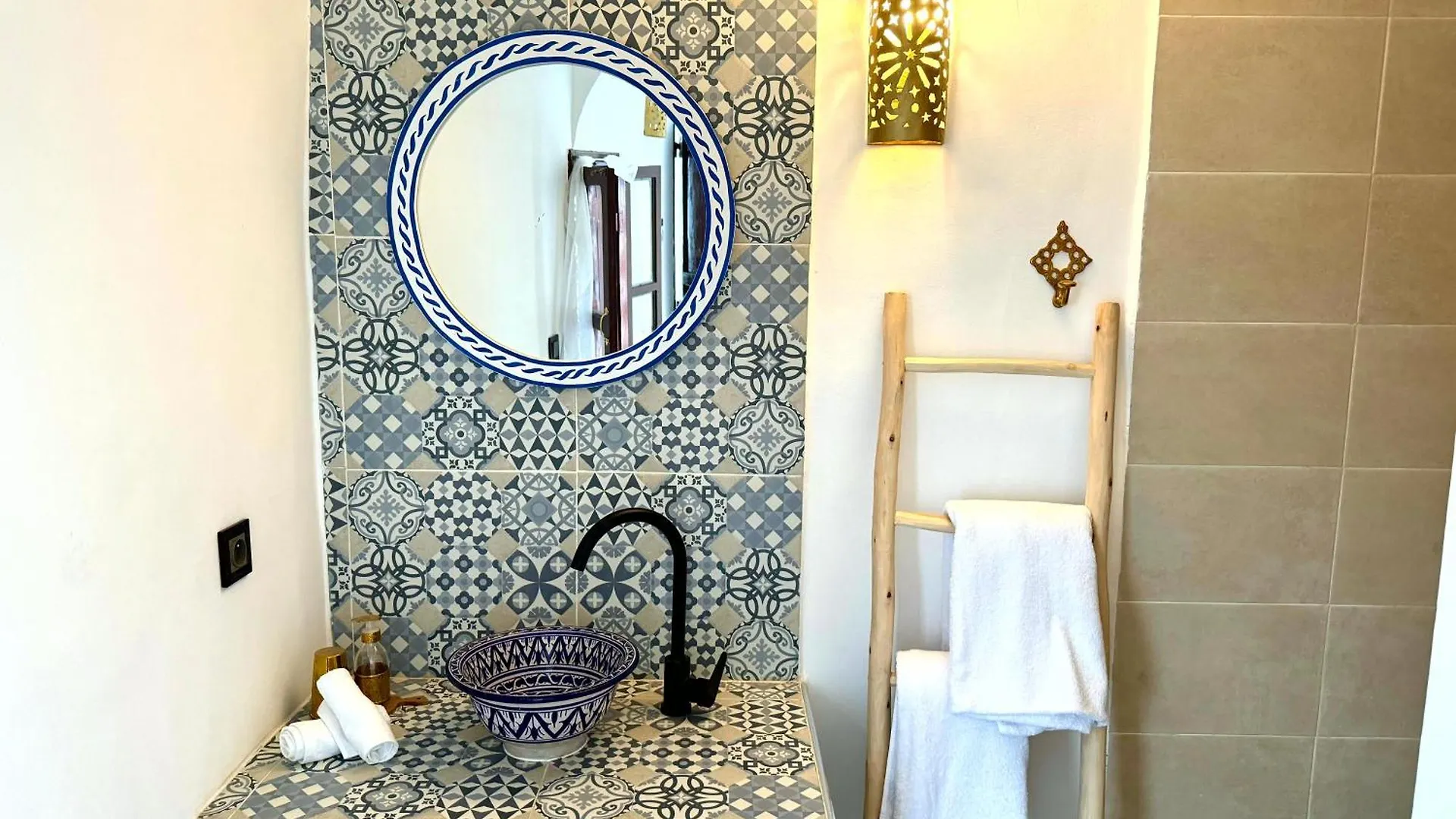 Riad Nabil With Concierge And Free Breakfast Marrakesh Villa
